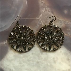 🌺FINAL MARKDOWN 🌺 Boho Design earrings